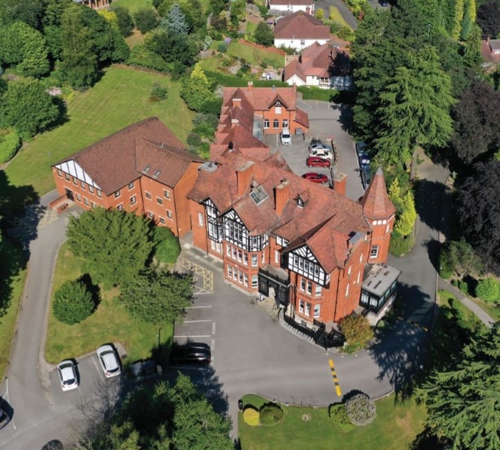 Penrhos Manor, A55 North Wales, Oak Drive, Colwyn Bay, Conwy To Let