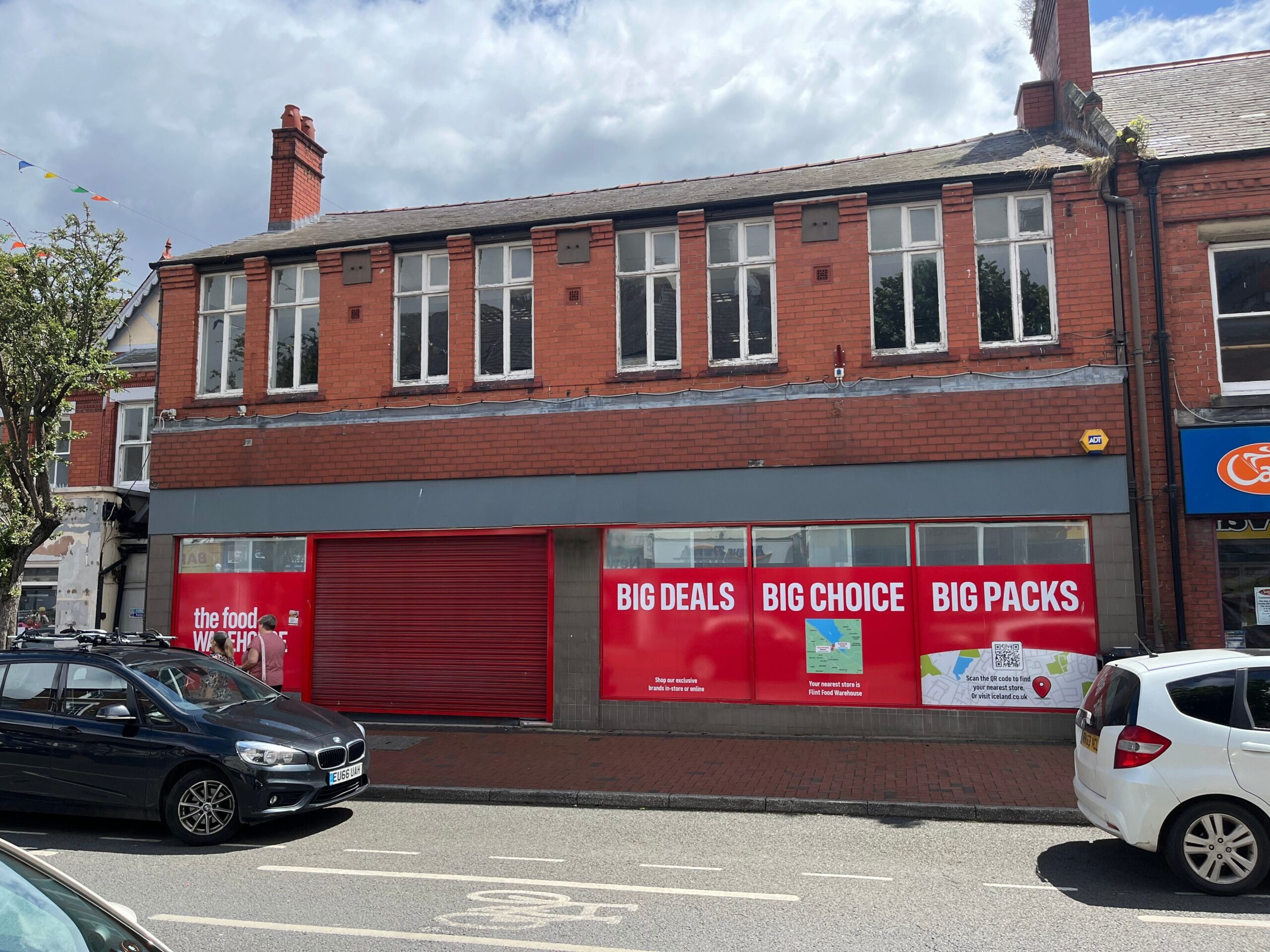 23 25 Church Street, North Wales, Flint, Flintshire To Let