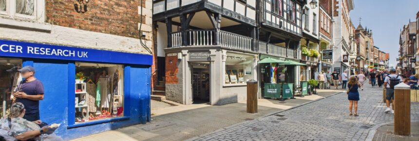 LET 42 Watergate Street, Chester