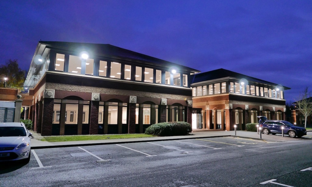 Tenant Sought For Newly Refurbished Office Building - Legat Owen